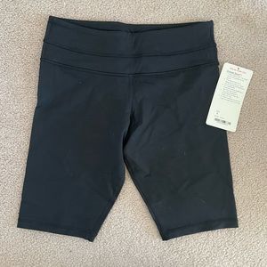 Lululemon Groove shorts